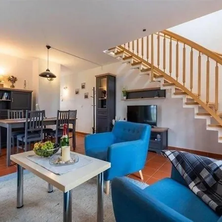Tatil Evi Klassik Landhausstil Auf Ruegen *